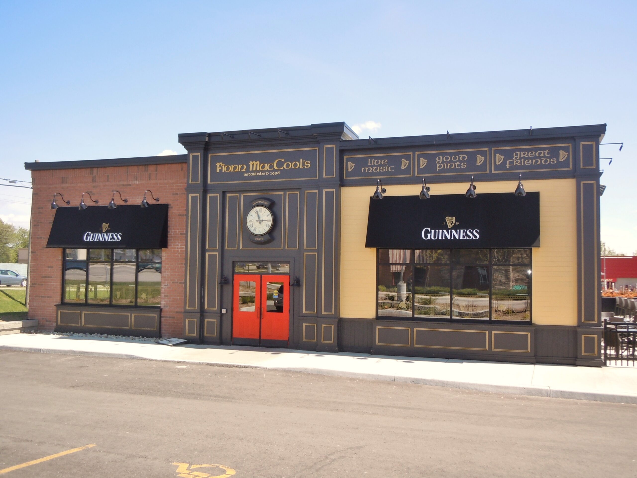 4287 King Street East, Kitchener | Free Standing Retail Space Available for Lease