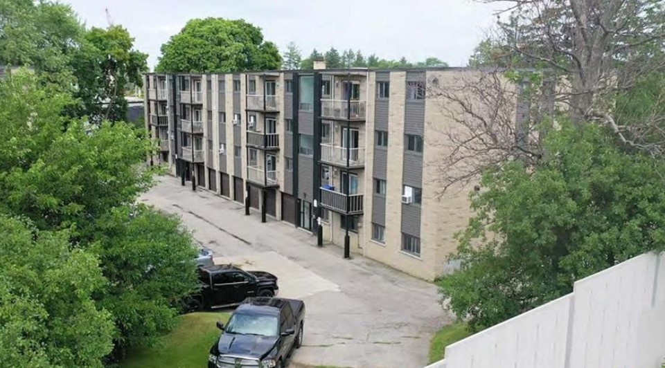 475-477 Lancaster Street W, Kitchener | Multi-Residential Apartment Building for Sale