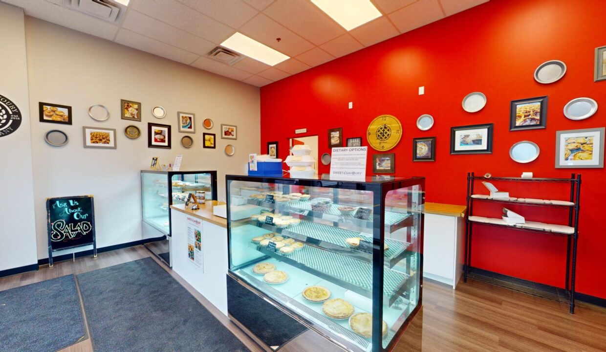 263-Northfield-E-Unit-2-Waterloo-Sweet-and-Savoury-Pie-Company-09252024_170520