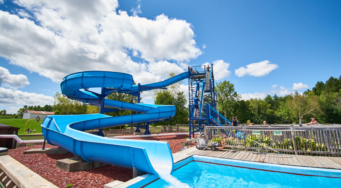 Waterpark Slide-04