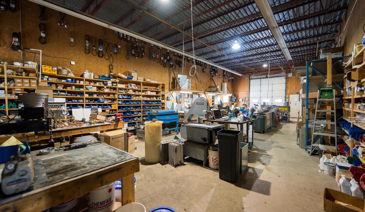 CW_11-HENRY_INTERIOR-45