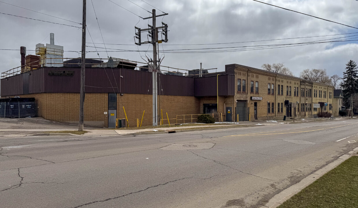 CW_163-181-NewHam_Exterior-8