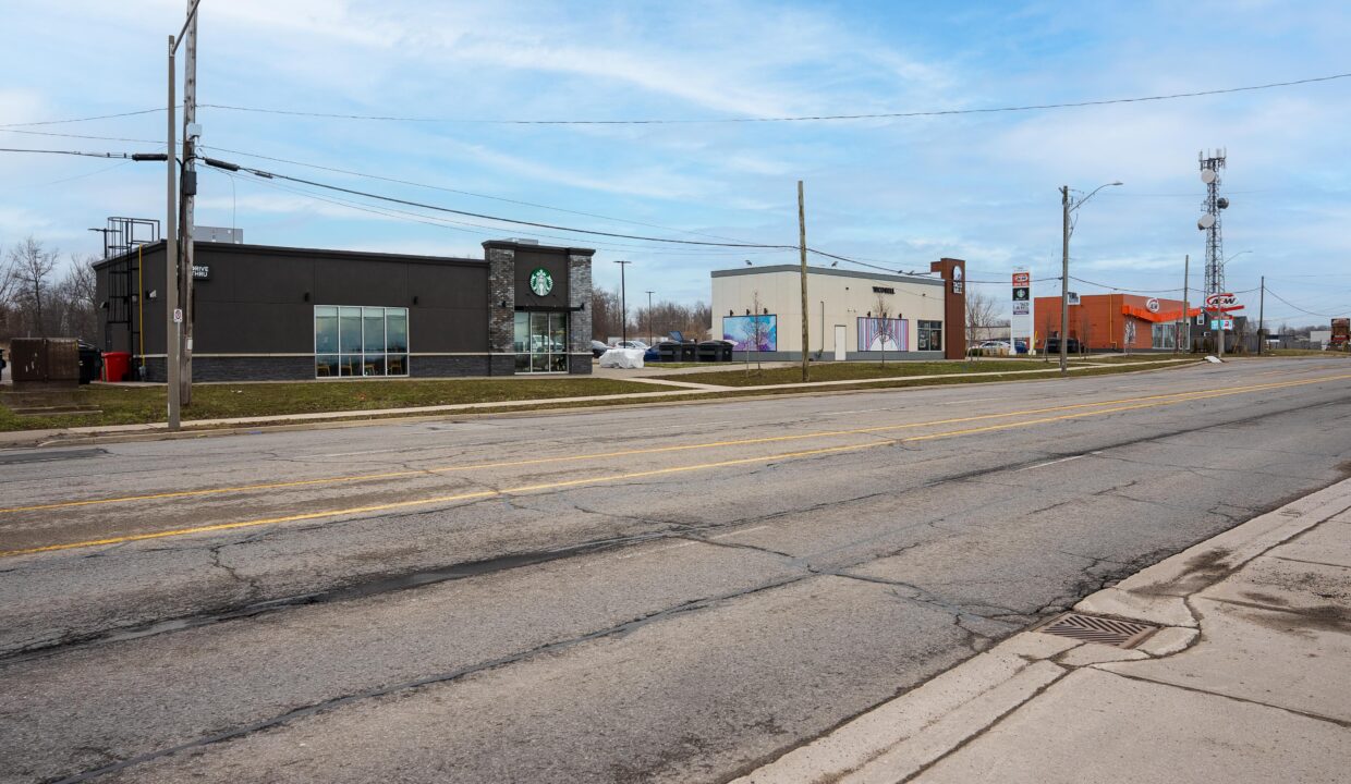 CW_644-Garrison_Exterior-4