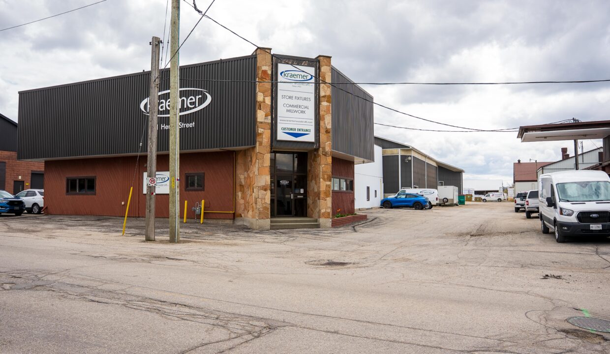 CW_11-Henry_Exterior_May1-5