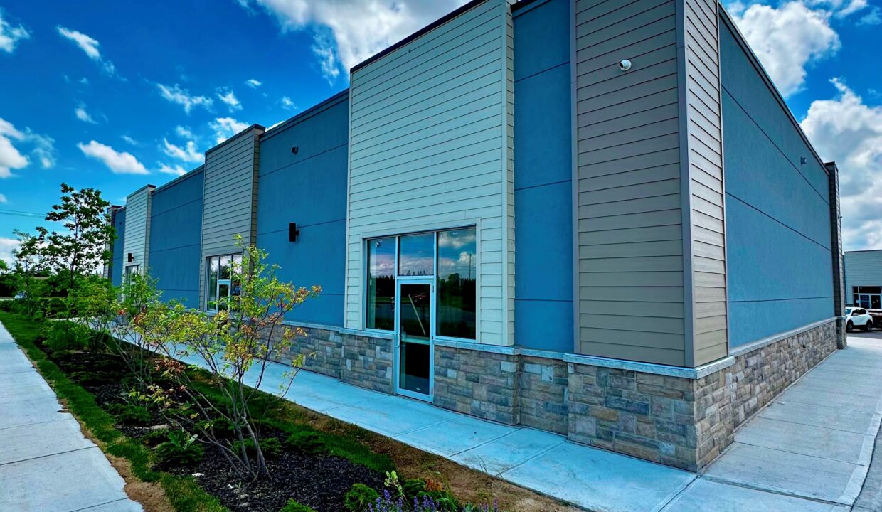 200 Montclair 1