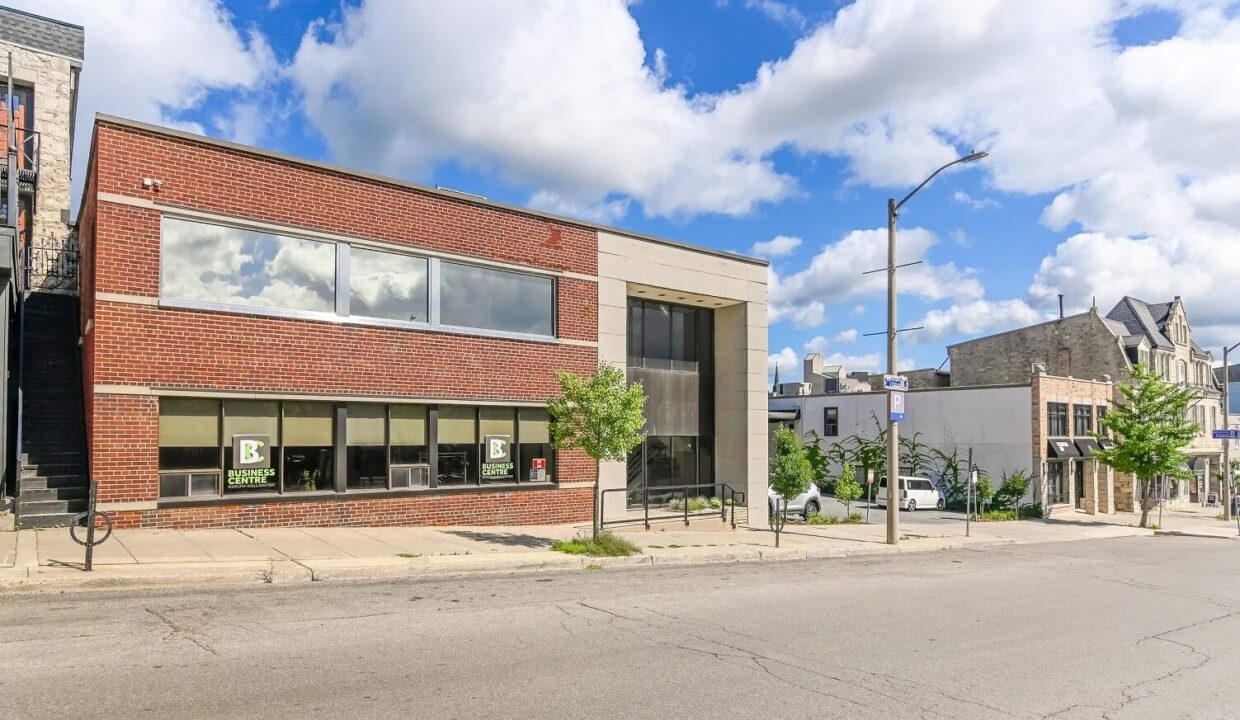 8macdonell2.jpg