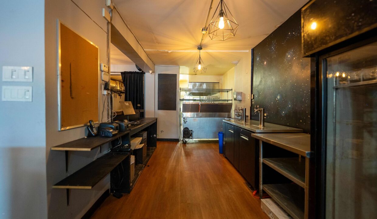 CW_274-276-JamesSt_Interior- 7.jpg