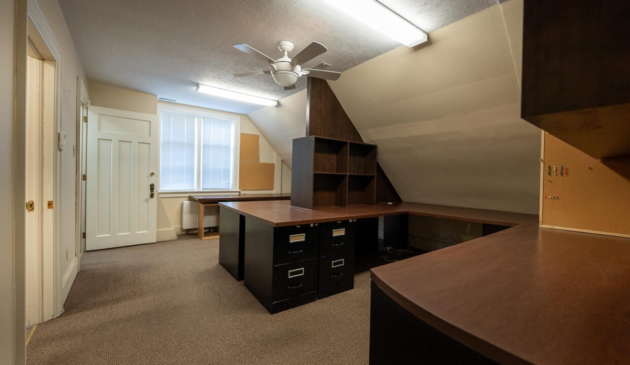 CW_60-College_Interior-5