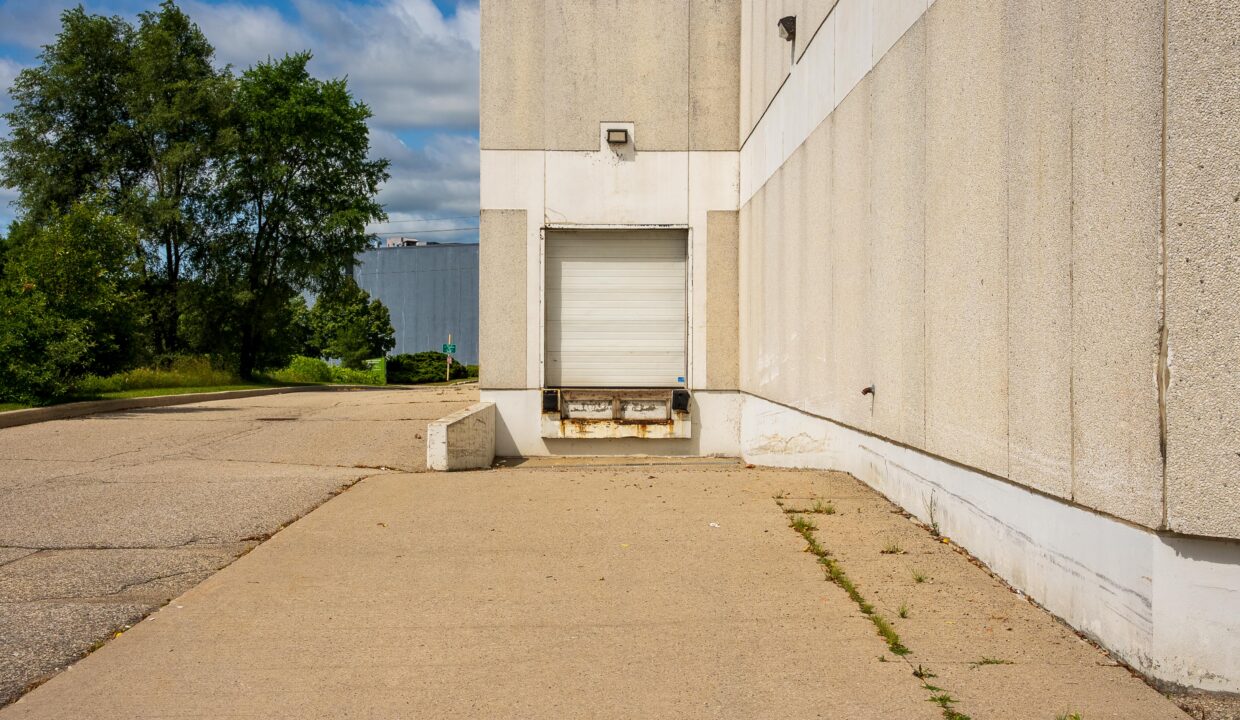 CW_170-Gateway_Exterior-5