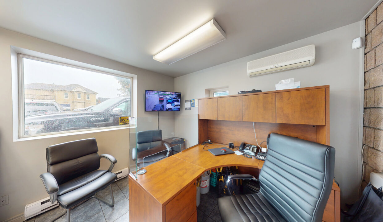 CW_839-Dundas_Interior-9