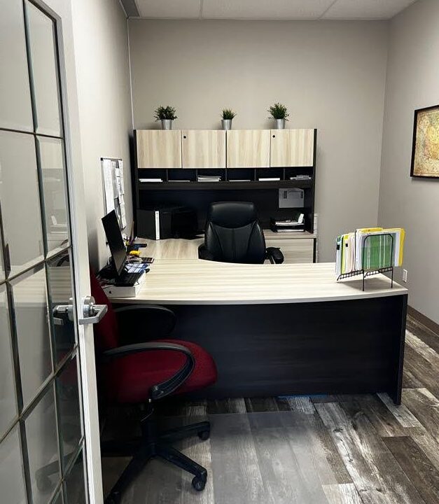 650 Woodlawn b10-2